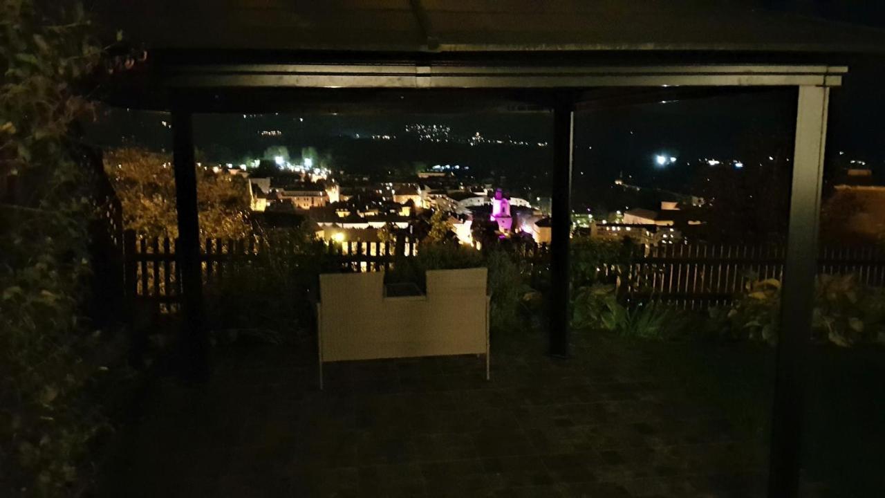 Blick Ueber Krems Mit Gartenpavillon Eksteriør billede