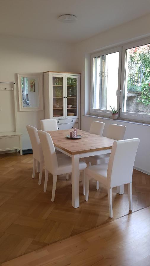 Blick Ueber Krems Mit Gartenpavillon Eksteriør billede